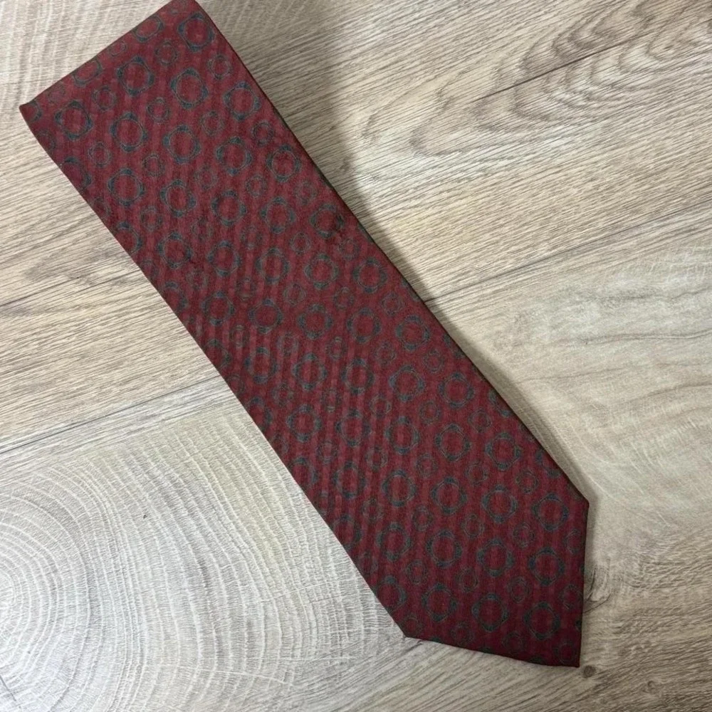 Georgio Armani Cravette Mens 100% Silk Neck Tie Geometric Print Italy‎